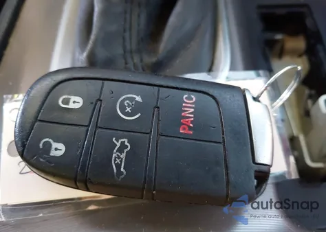 2019 Dodge Charger Sxt Rwd z USA, uszkodzony, nr VIN 2C3CDXBG2KH699218